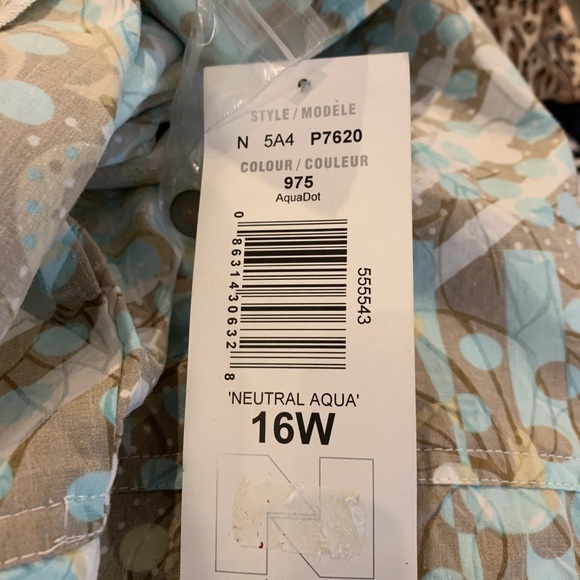 * NEW * ALIA Light Colours Short Sleeves Blouse Size 16 W - Picture 13 of 13